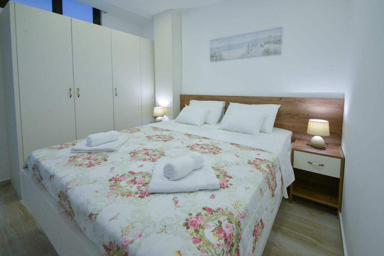 Brand New Apartments Sveti Stefan Exterior foto