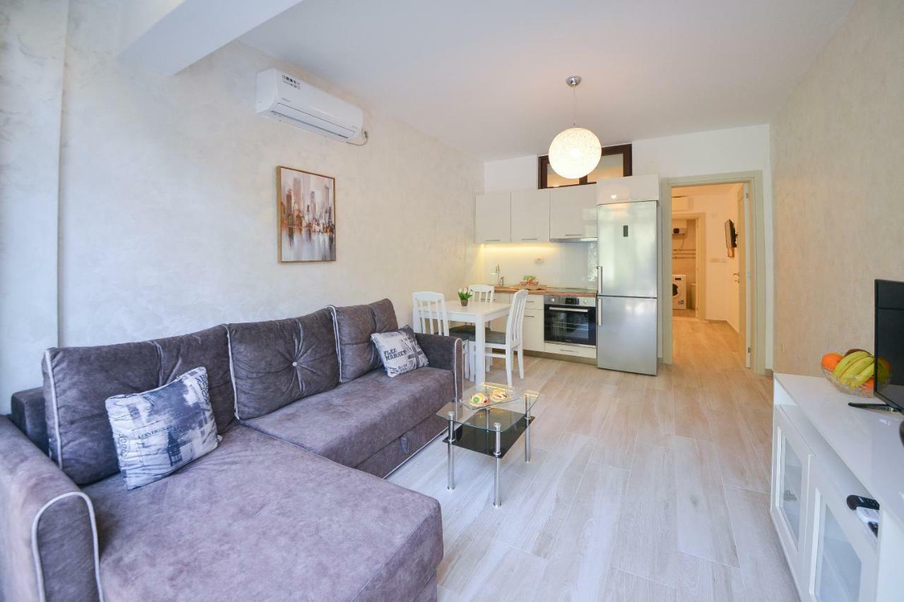 Brand New Apartments Sveti Stefan Exterior foto